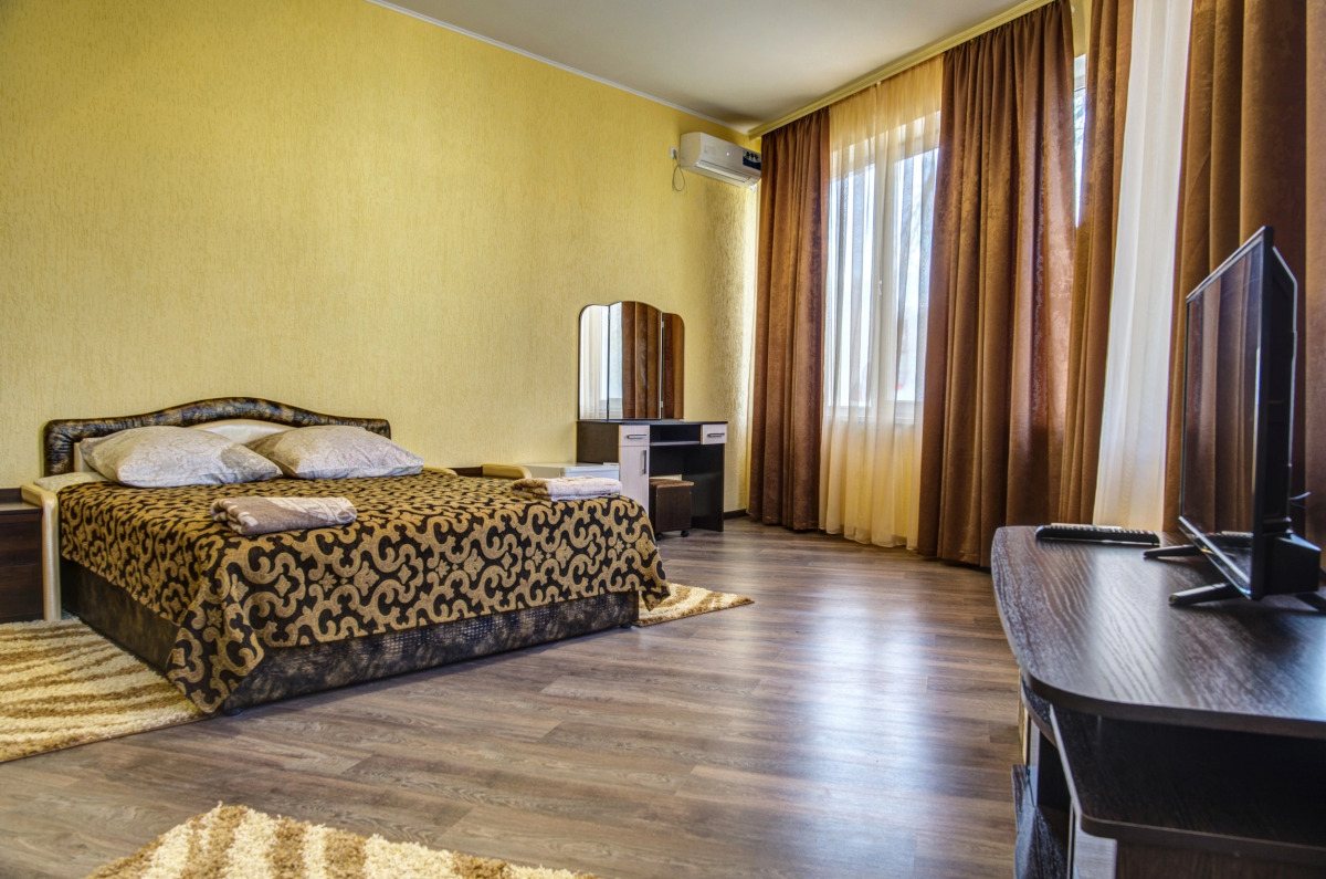 Отель Мидас