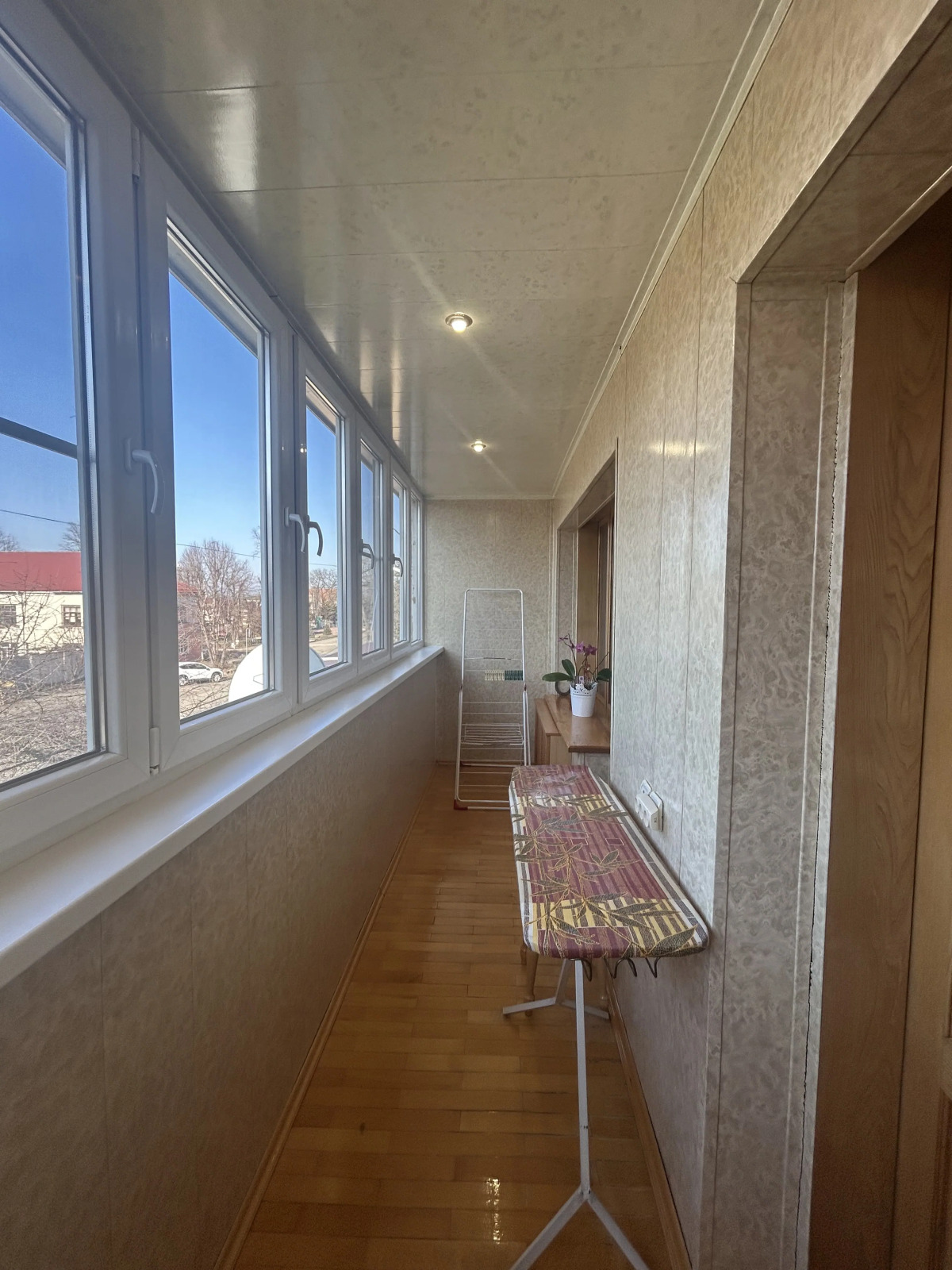 Квартира 2-х комнатная в центре посёлка Тульского