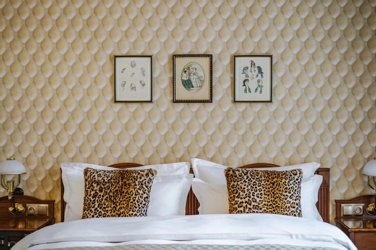 Отель H15 Francuski Hotel