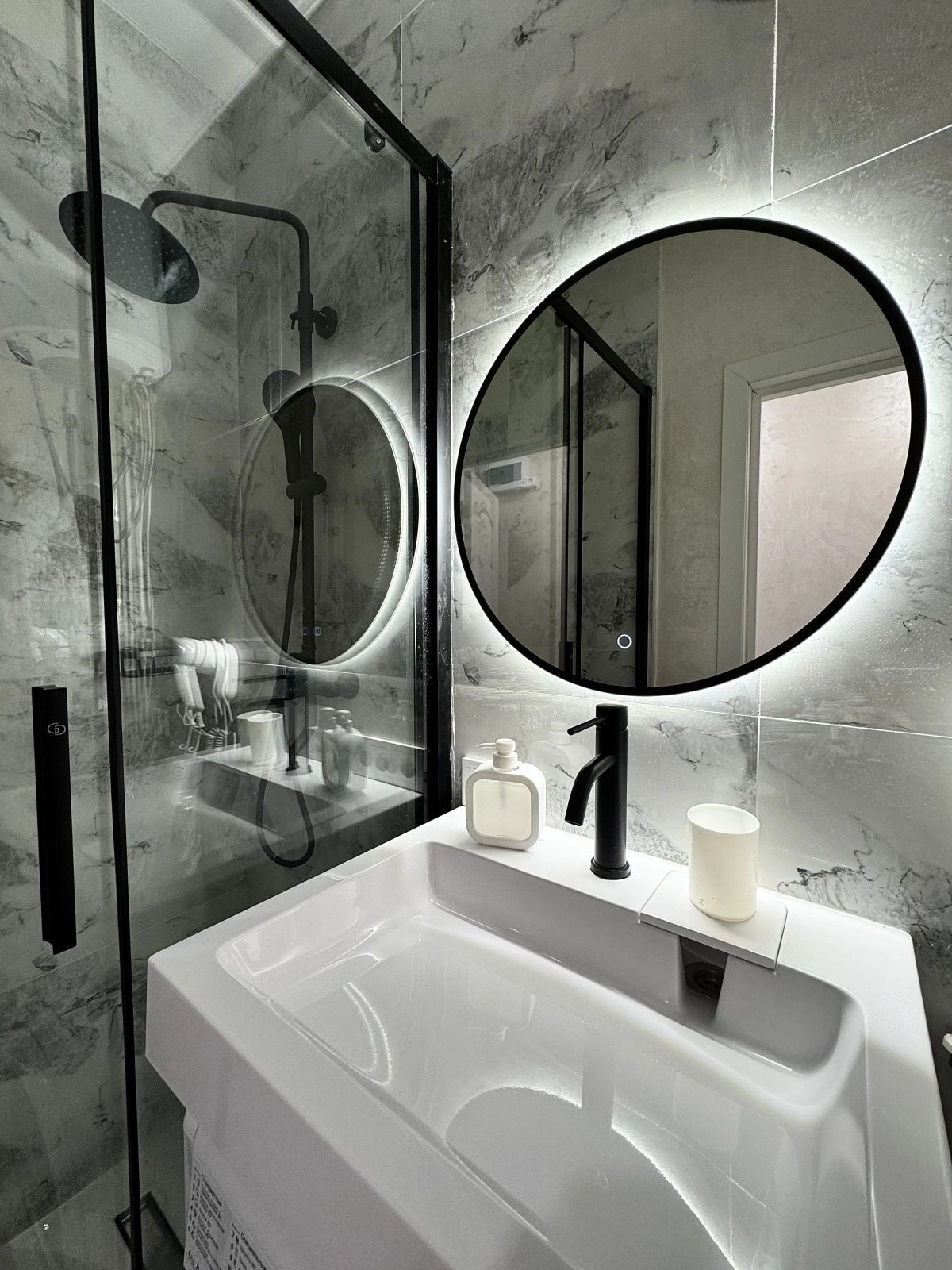 Апартаменты 8 Комфортно и Точка на Большой Якиманке 35с1