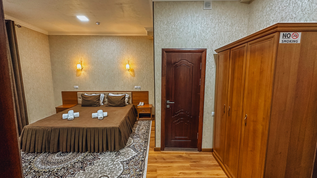 Отель Pakhlavon Hotel