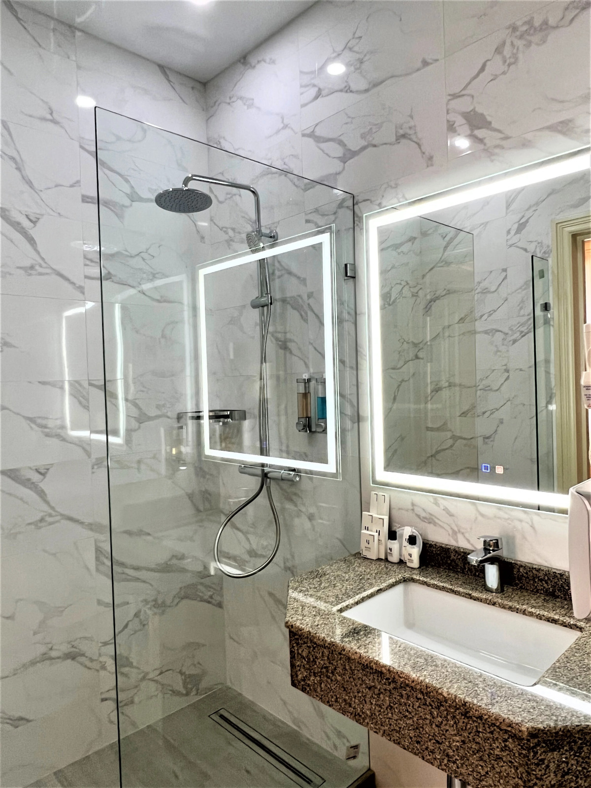 Отель Al Anvar Hotel