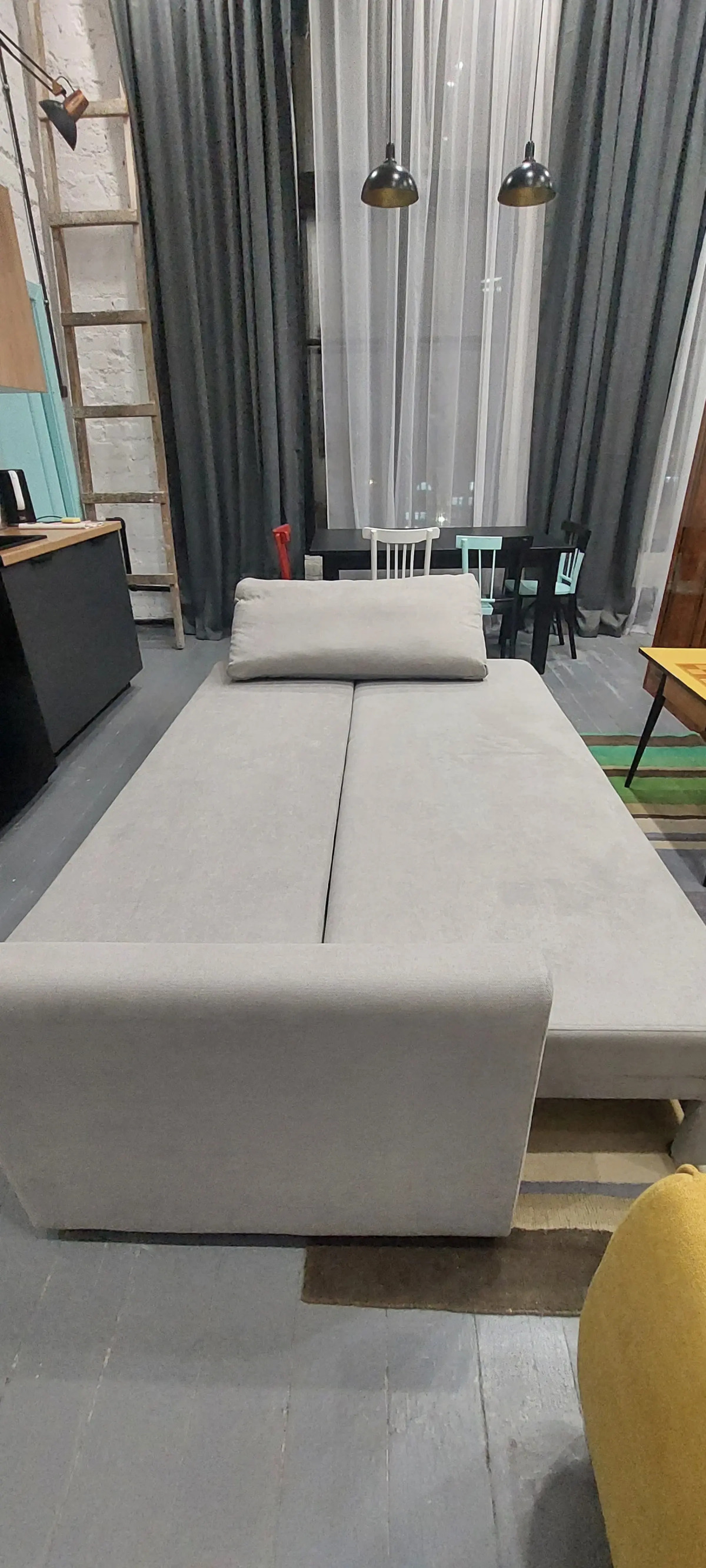 Апартаменты "У художника на Аллее Героев, 4"