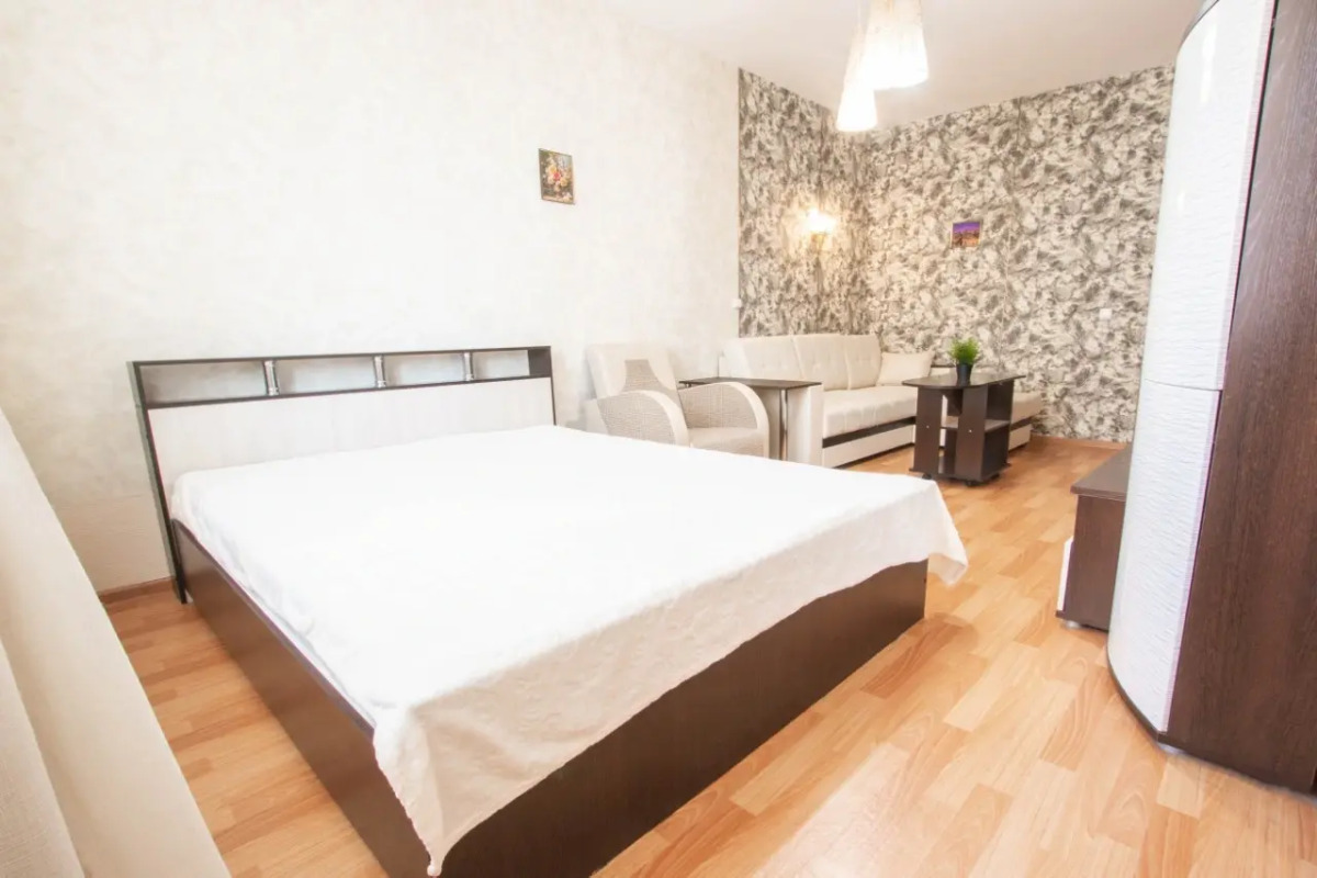 Апартаменты на 9 мая 83