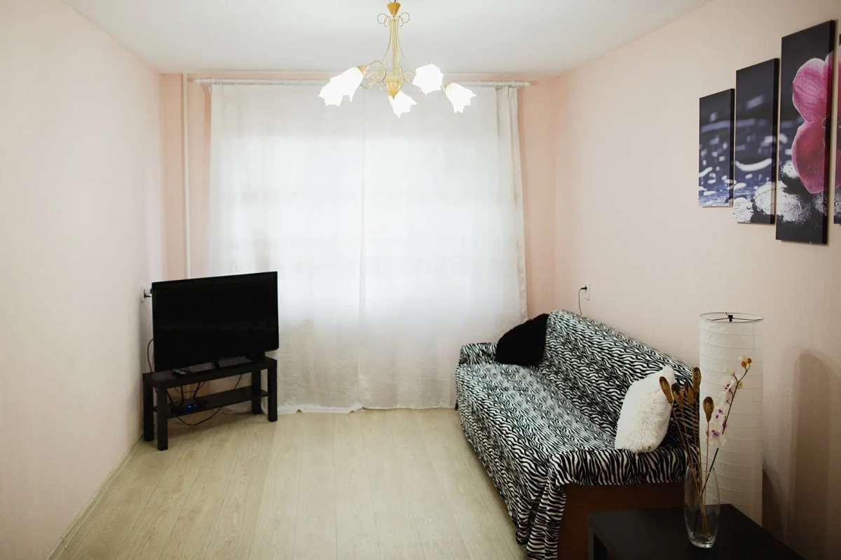 Апартаменты Юбилейный-10 для командировочных с 4 раздельными спальными местами