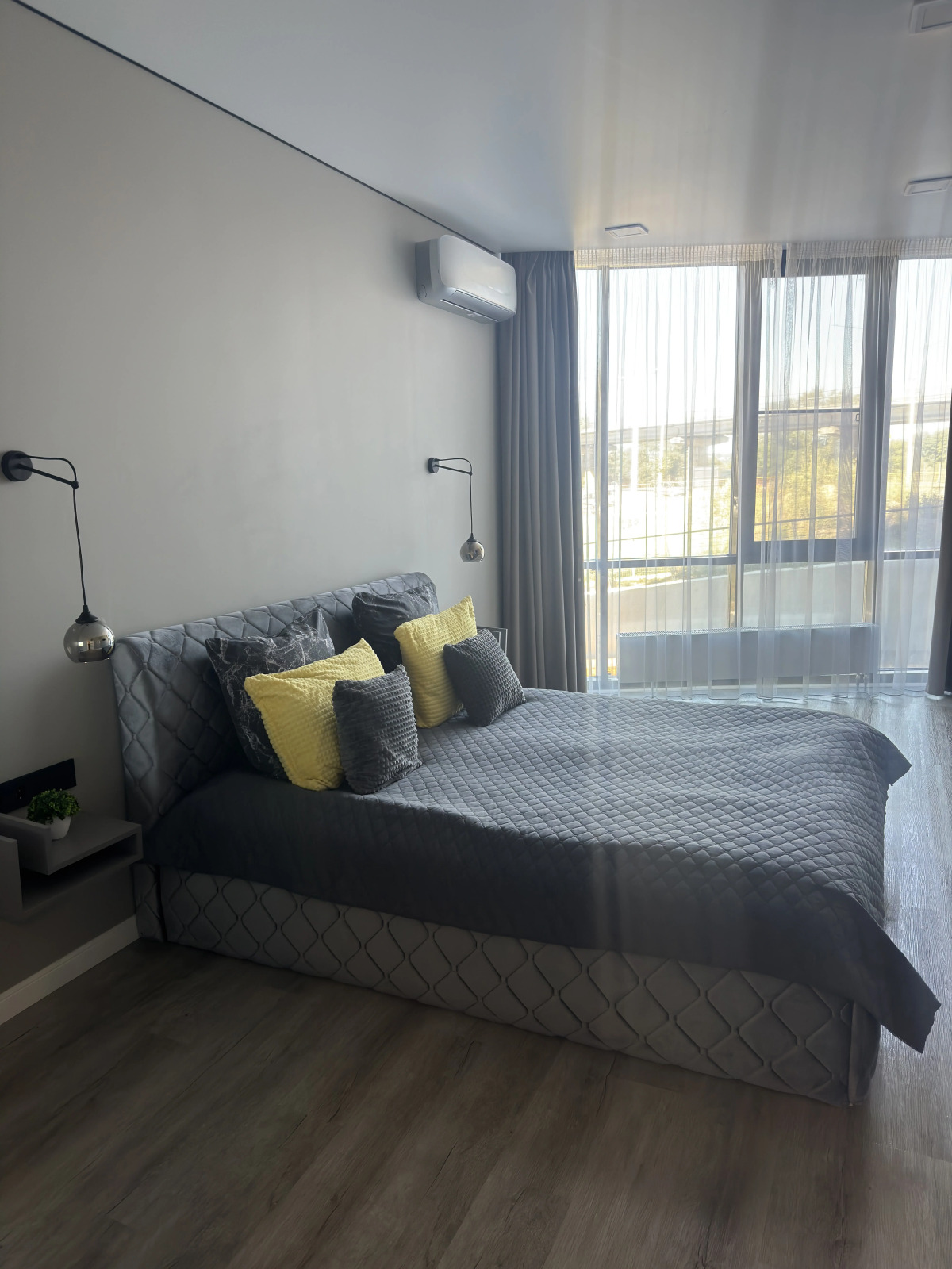 Апартаменты в Доме Бизнес-Класса Atlantis у Самого Красивого Парка Города