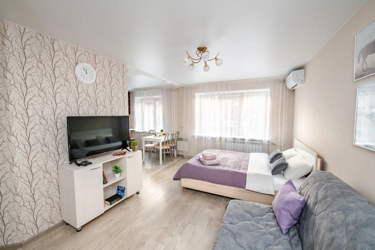 Апартаменты TopHouse на Пологой 60 однокомнатные