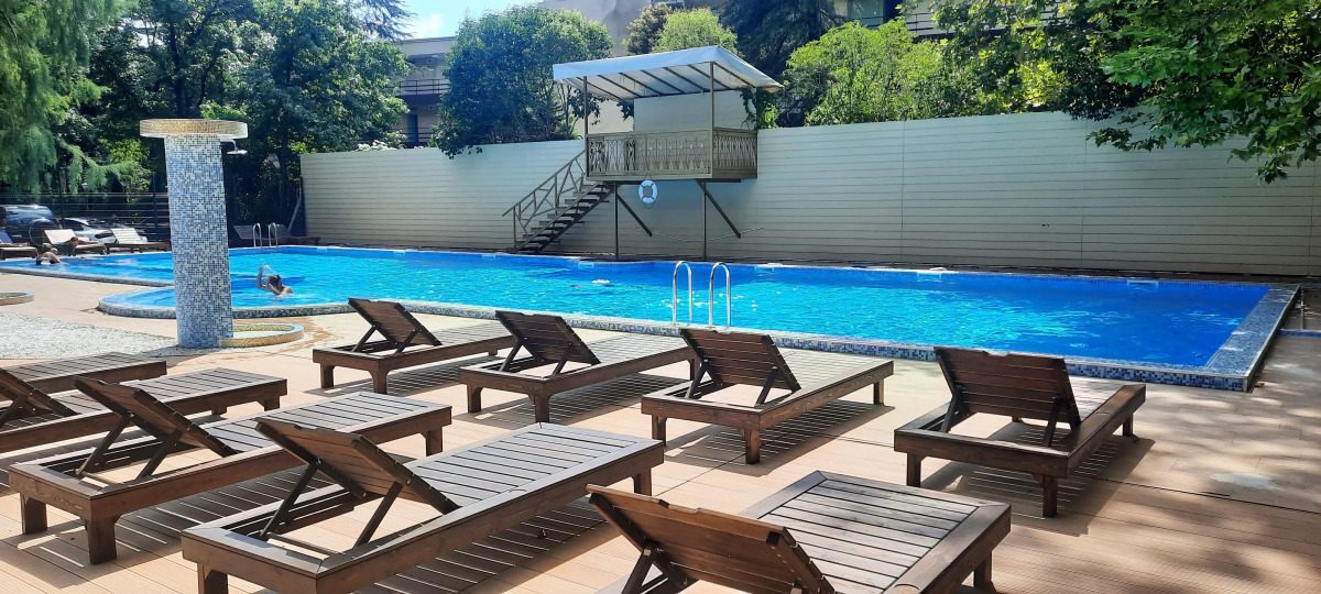 Квартира Уютная в Комплексе с Бассейном