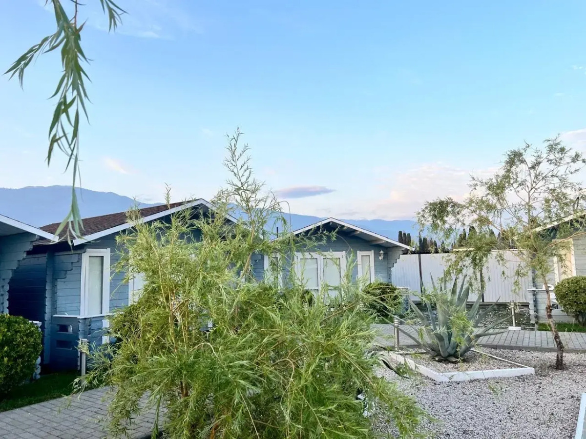 Коттеджный комплекс Летняя сказка