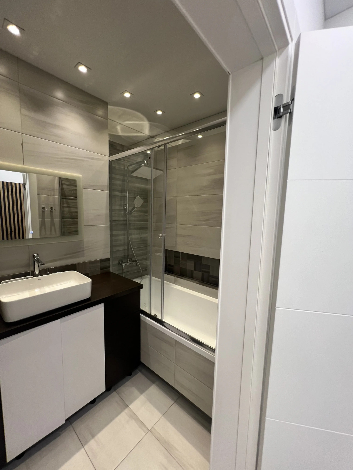 Апартаменты SKY INN Color Gold