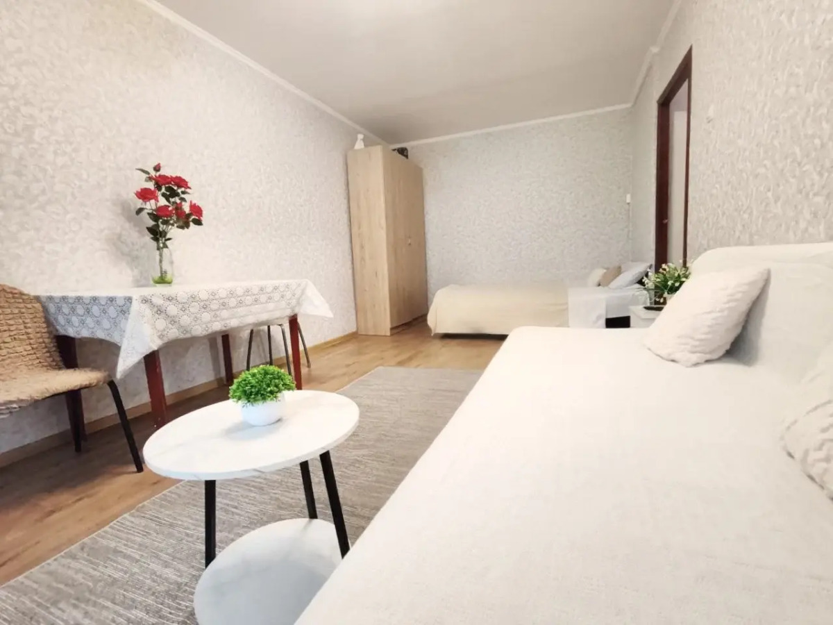 Апартаменты Ново-Садовая 42