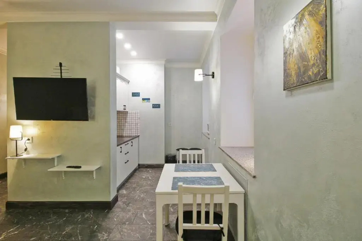 Апартаменты у Башни Врангеля