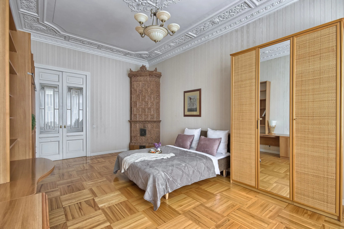 Апартаменты 1 MyhomeYourhome на Зверинской 42