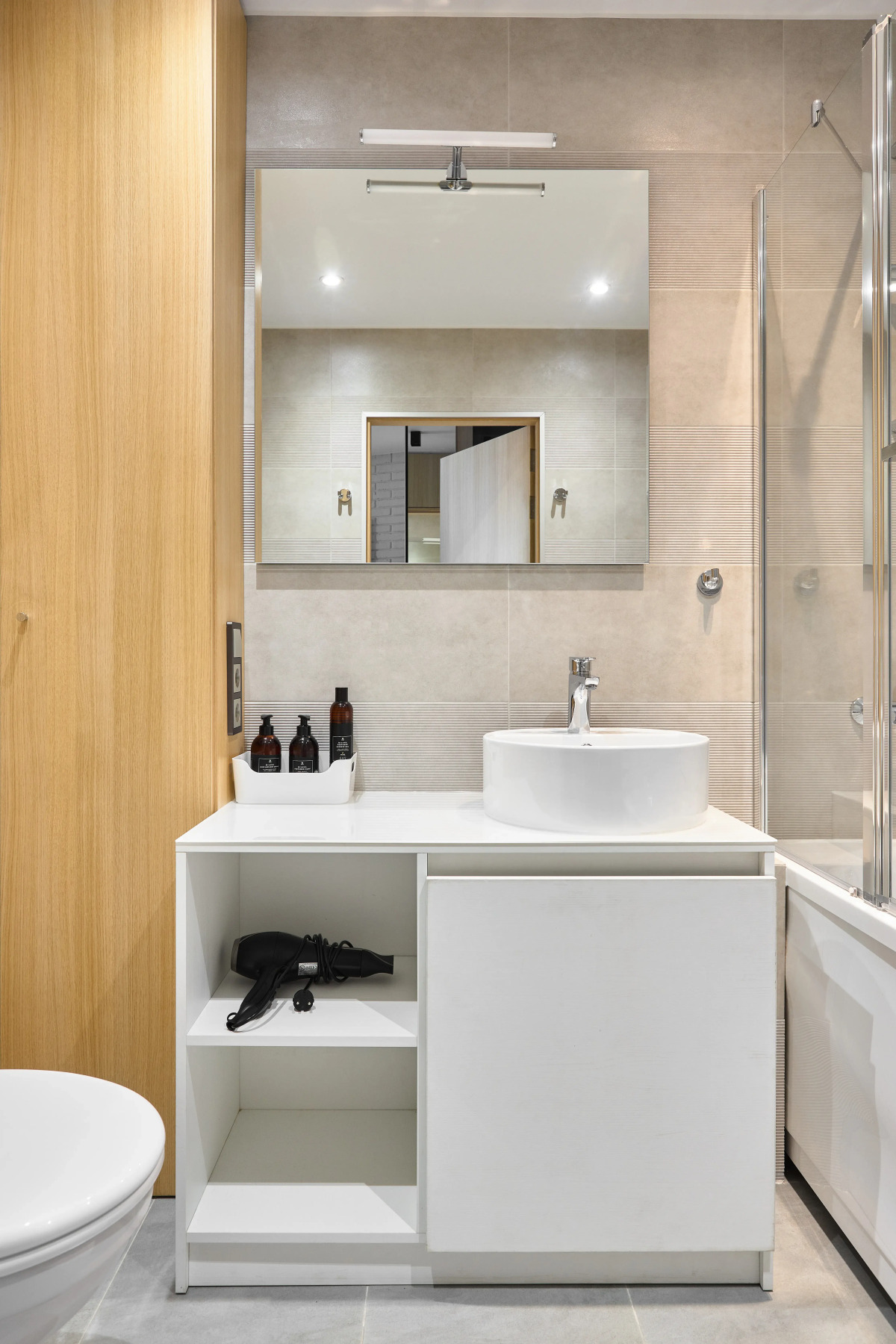 Апартаменты бульваре Десантника Вадима Чугунова 3