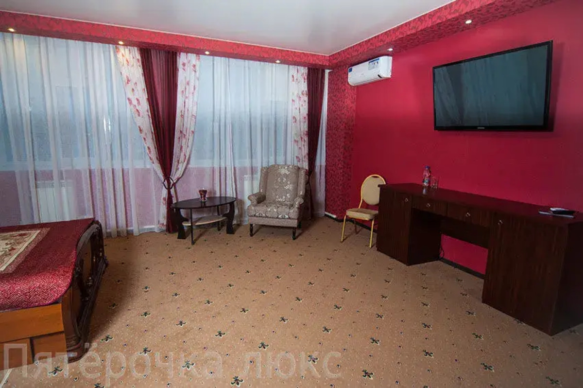 Отель Пятерочка Люкс