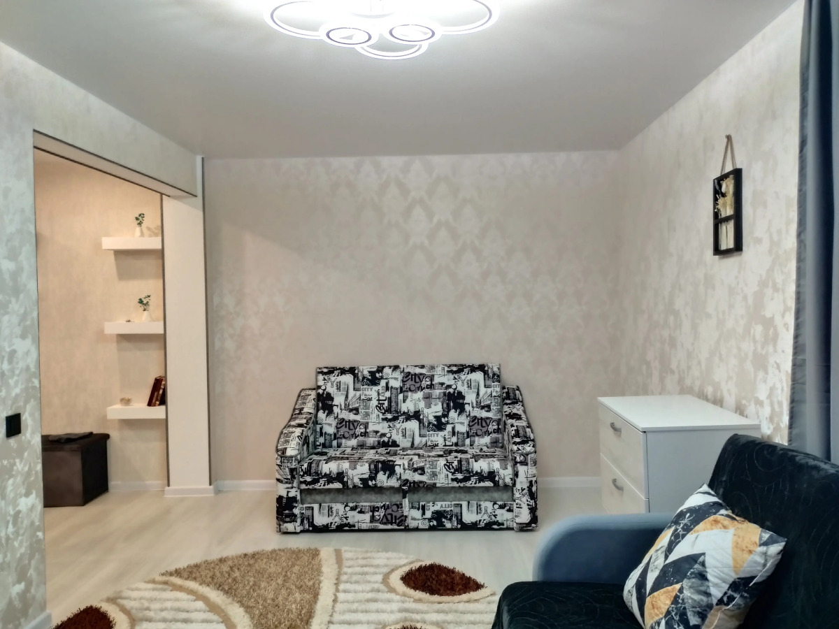 Апартаменты Двухкомнатные новые в центре