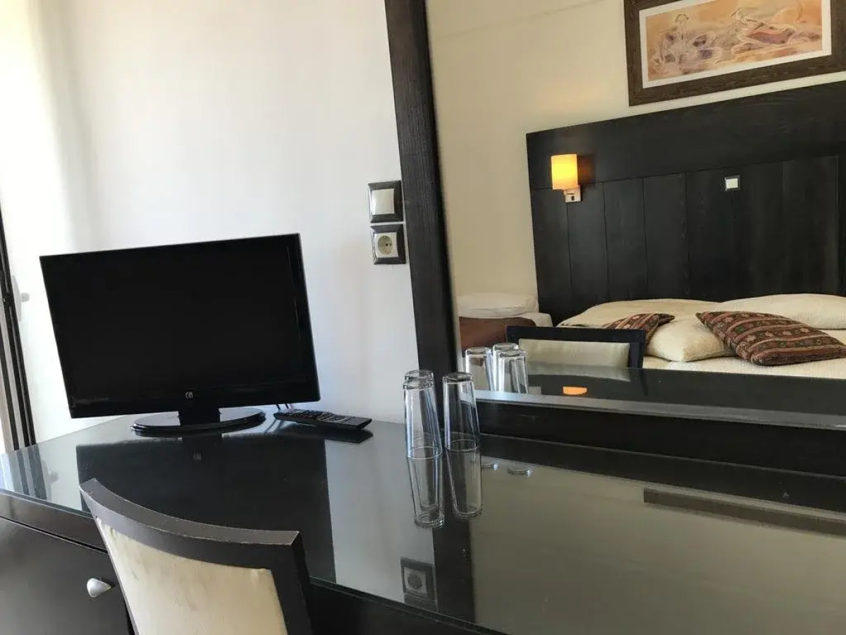 Отель Hanioti Grandotel