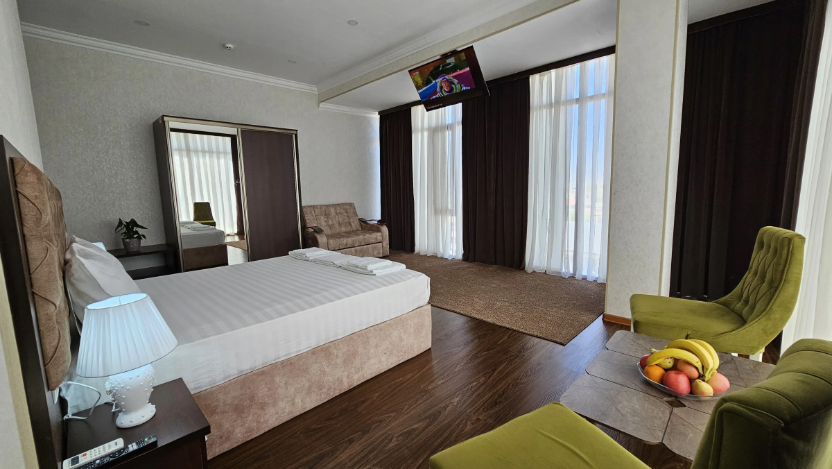 Отель Grand Turon Plaza