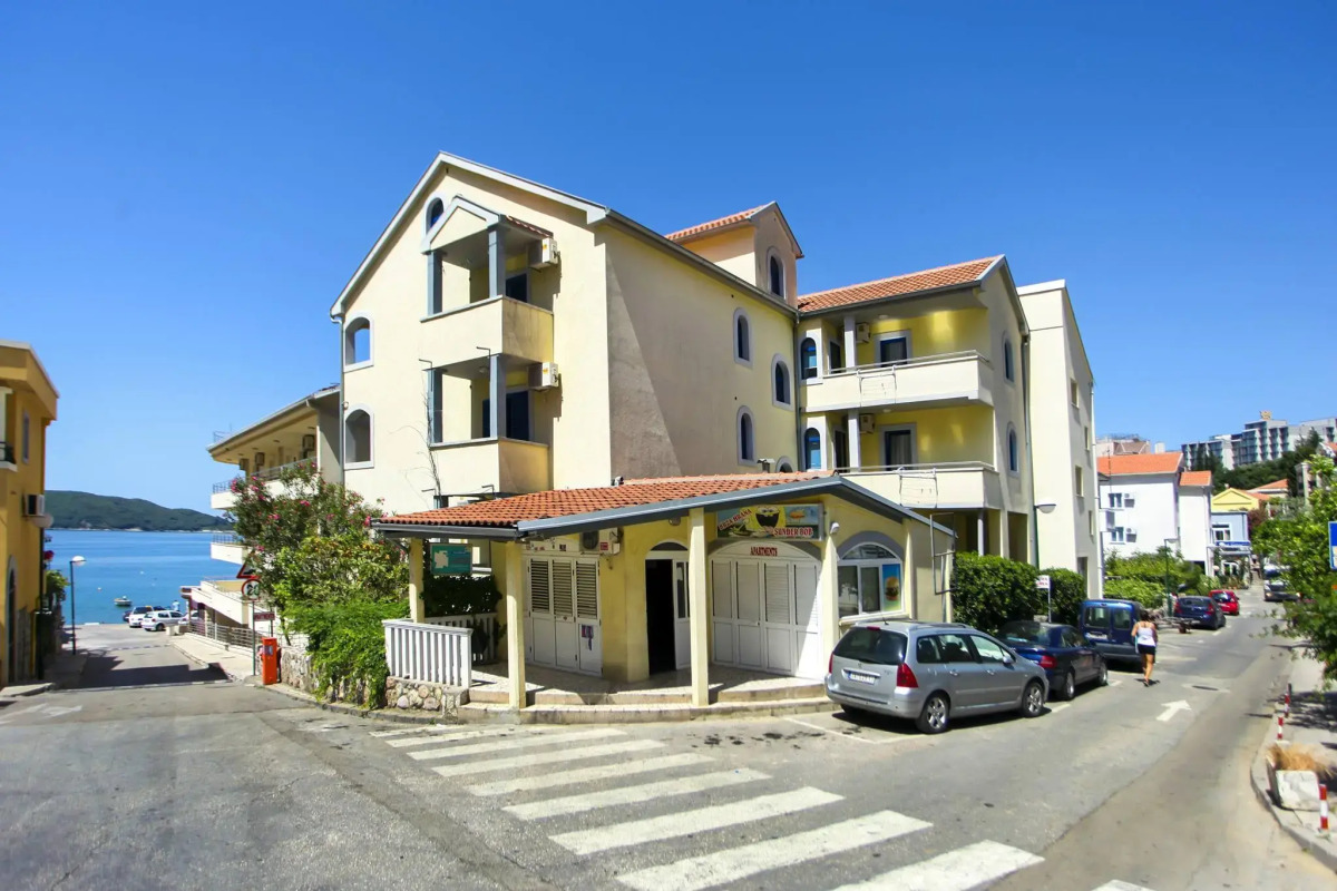 Отель Tanja Apartments