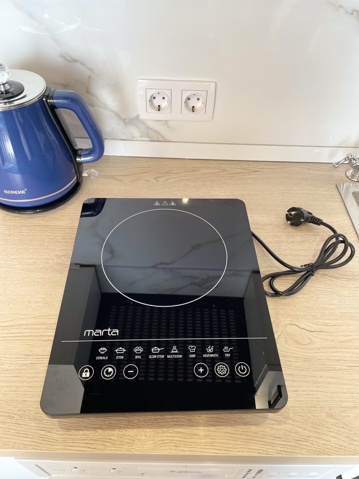 Квартира Новая современная и уютная студия с дизайнерским ремонтом в ЖК Самовароff с нетерпением ждёт своих гостей