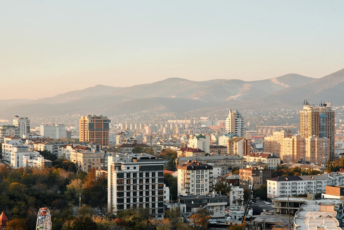 Апартаменты Класса Люкс на Первой Линии в Центре Новороссийска от LetoApart