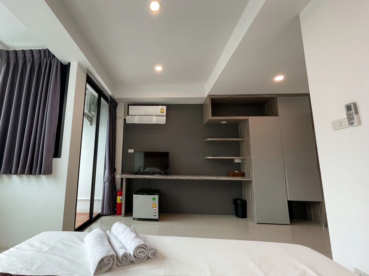 Отель Kefir Phuket