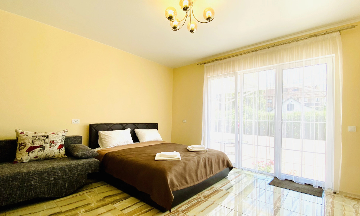 Гостевой дом ApartMari Гостевой дом Villa Leo