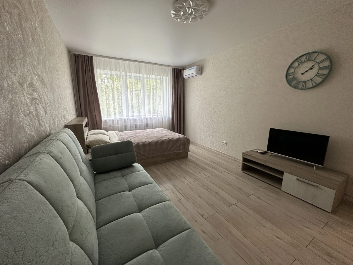 Квартира Волжский берег на Трехсвятской, 28