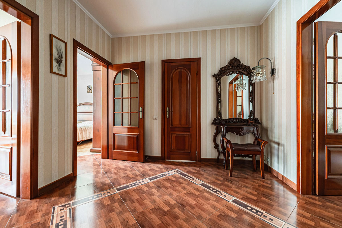 Квартира просторная от трех суток