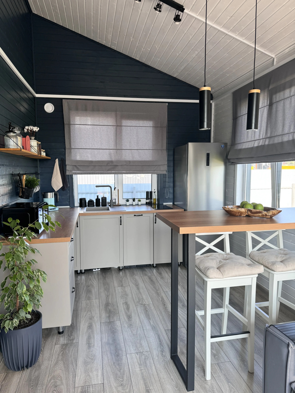 Частный дом Уютный дом в стиле барнхаус, с сауной, недалеко от реки