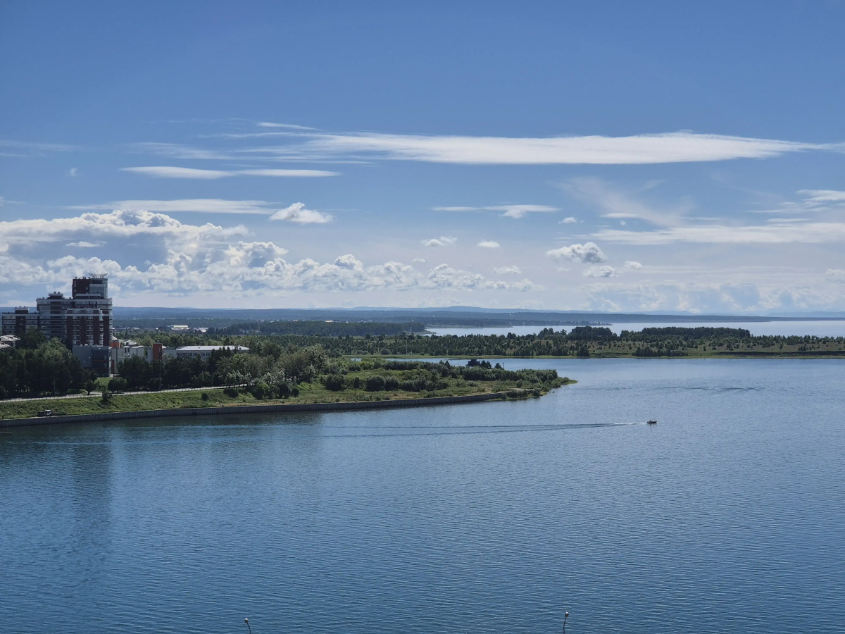 Апартаменты MORE и SPA c сауной и видом на реку