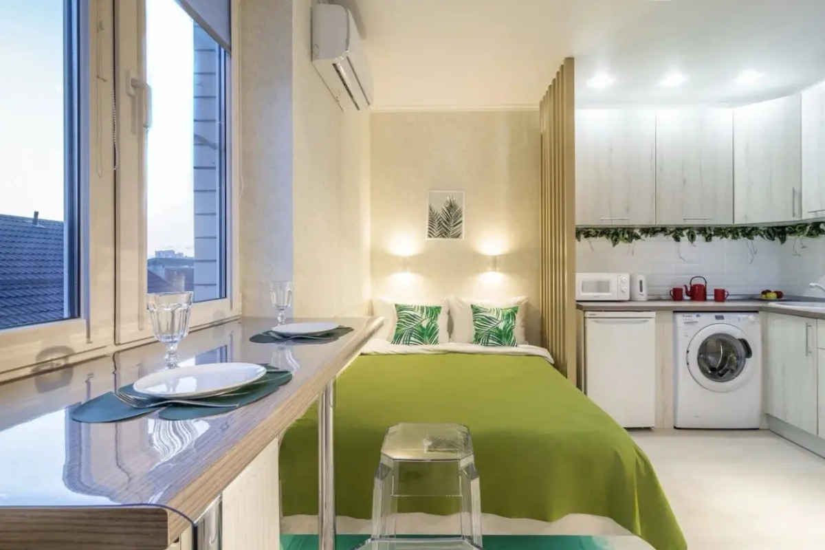 Апартаменты Студия Малахит с Парящей Кроватью