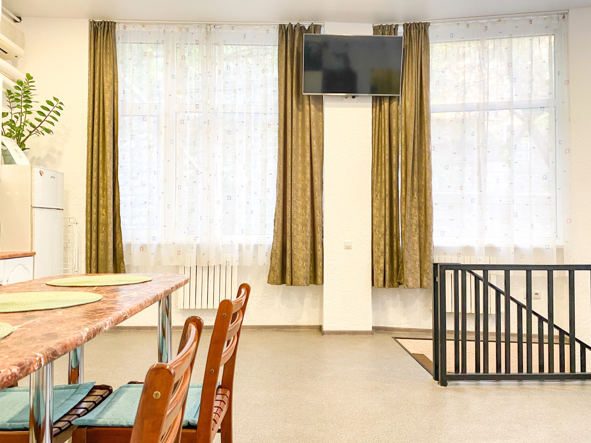 Апартаменты Счастье Жить в центре Севастополя