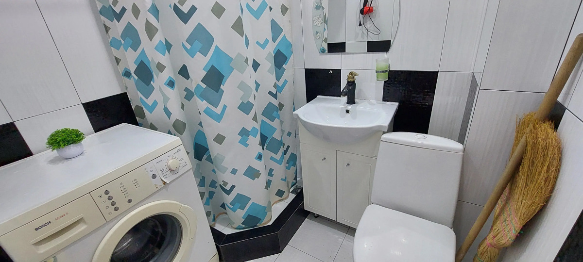 Квартира Двухкомнатная в Центре Гагры