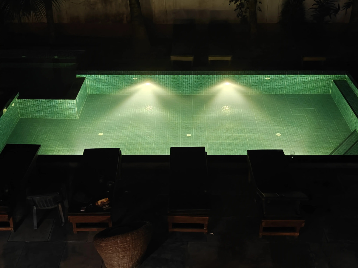 Бунгало SOLS Backyard