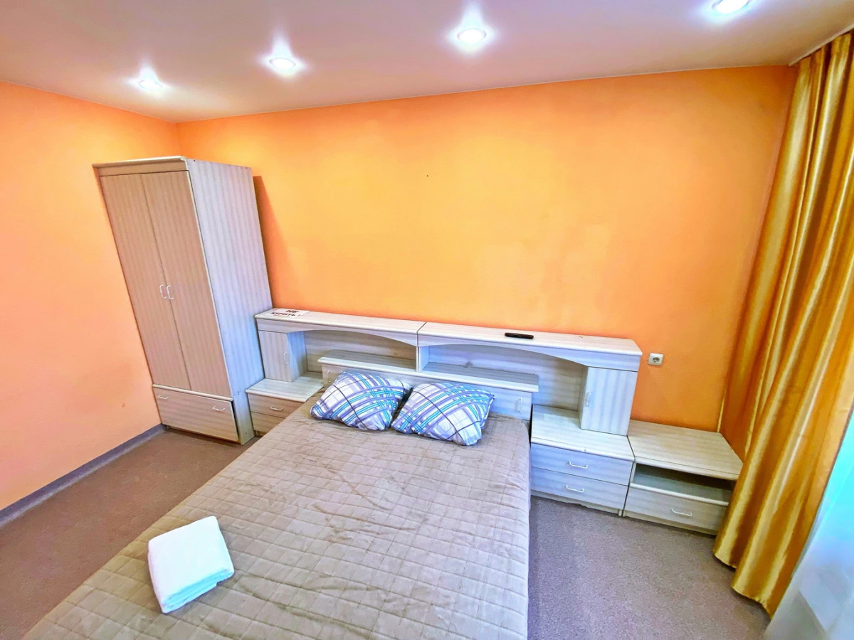 Апартаменты Байкал на Весны 17