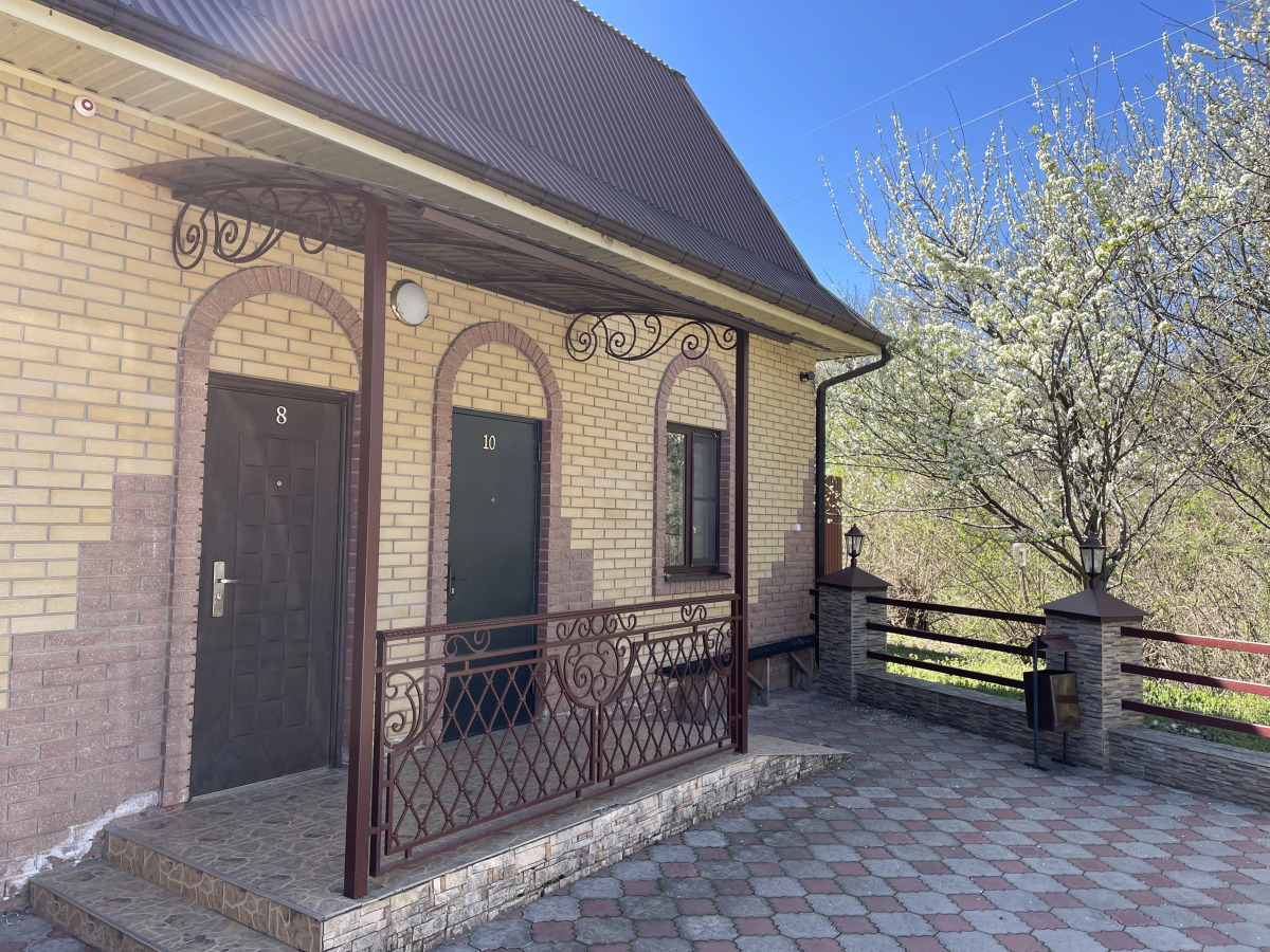 Отель Вираж