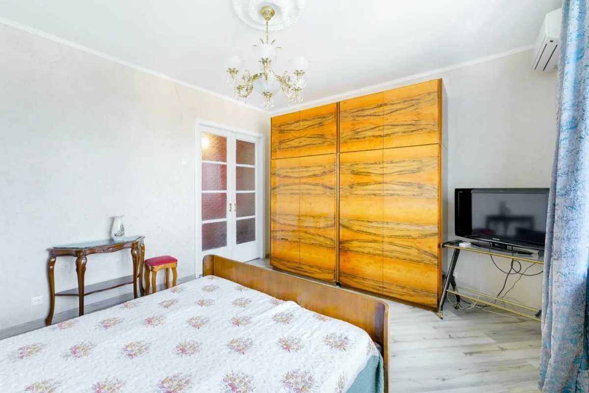 Квартира Свободна- Бережковская Набережная 4