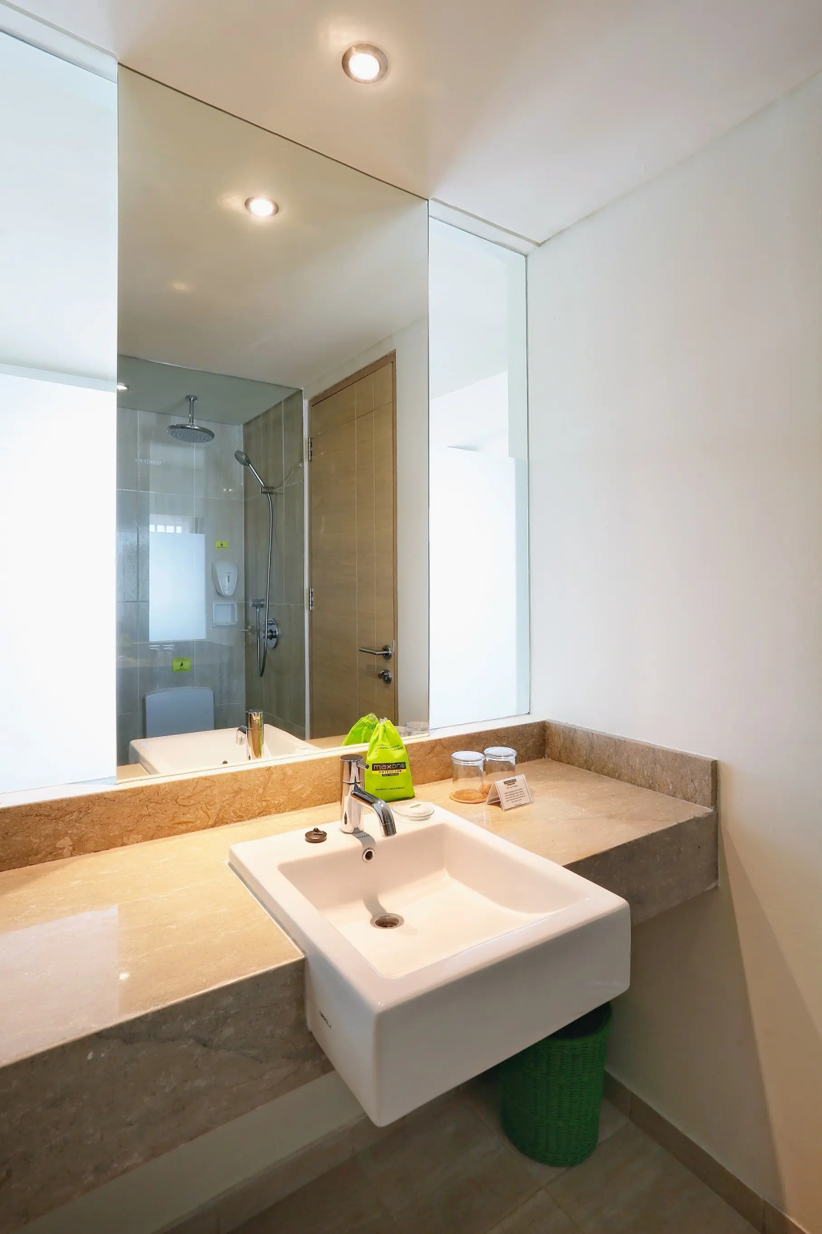 Отель MaxOneHotels Bukit Jimbaran