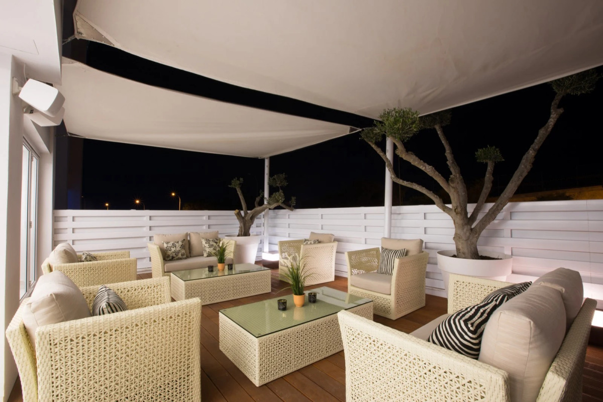 Отель Napa Suites