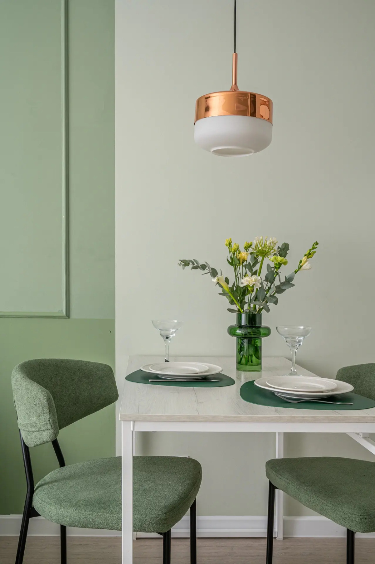 Студия у Метро Космонавтов