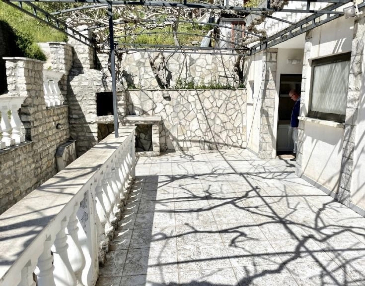 Апарт-отель Family House with pool & sea view