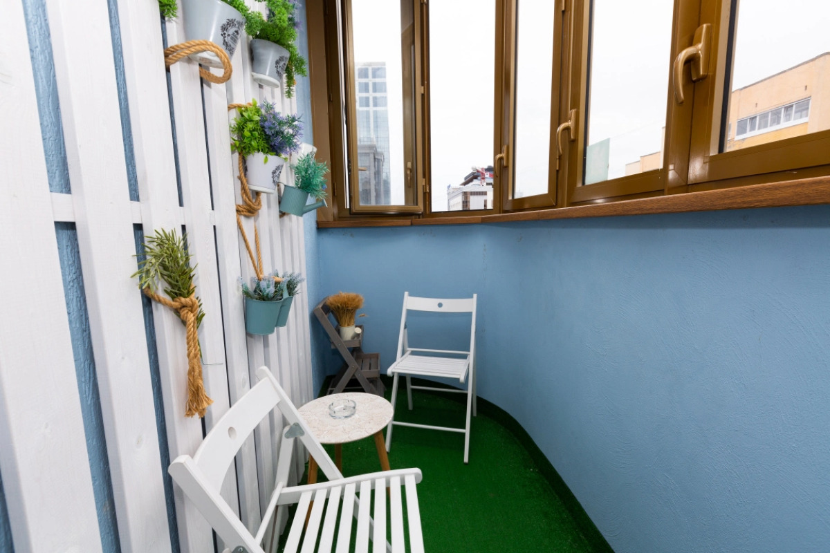 Апартаменты Этажидейли на Белинского с балконом