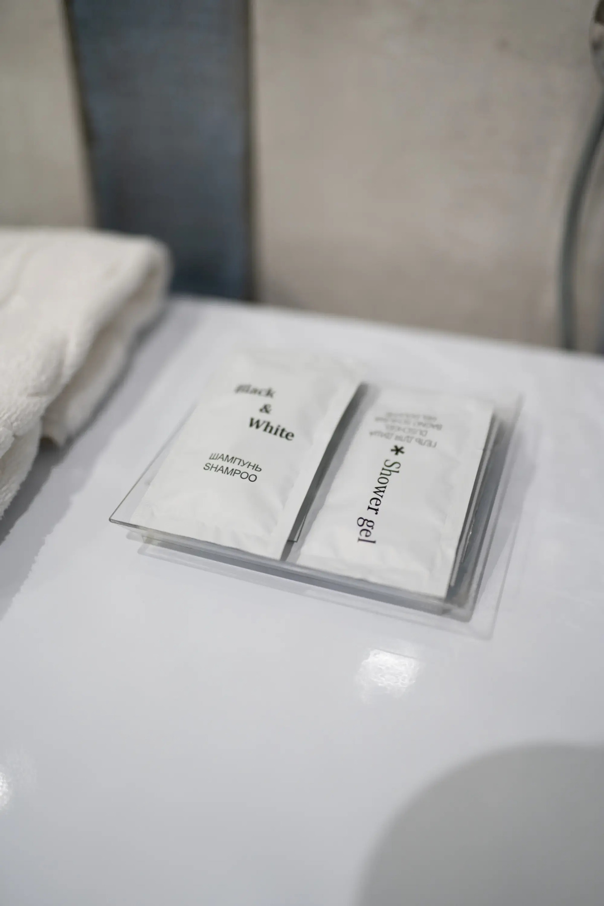 Отель Двенадцать