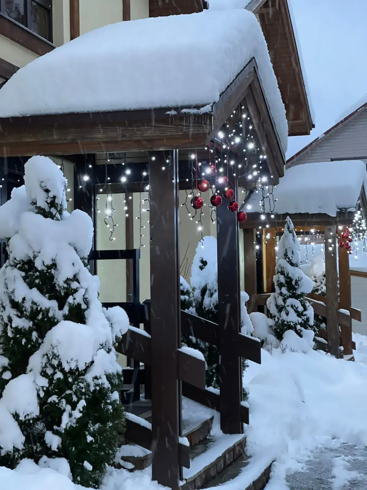 Частный Дом напротив казино с личной парковкой