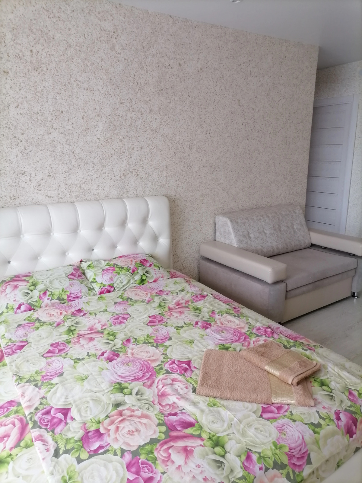 Апартаменты на улице Мира 7