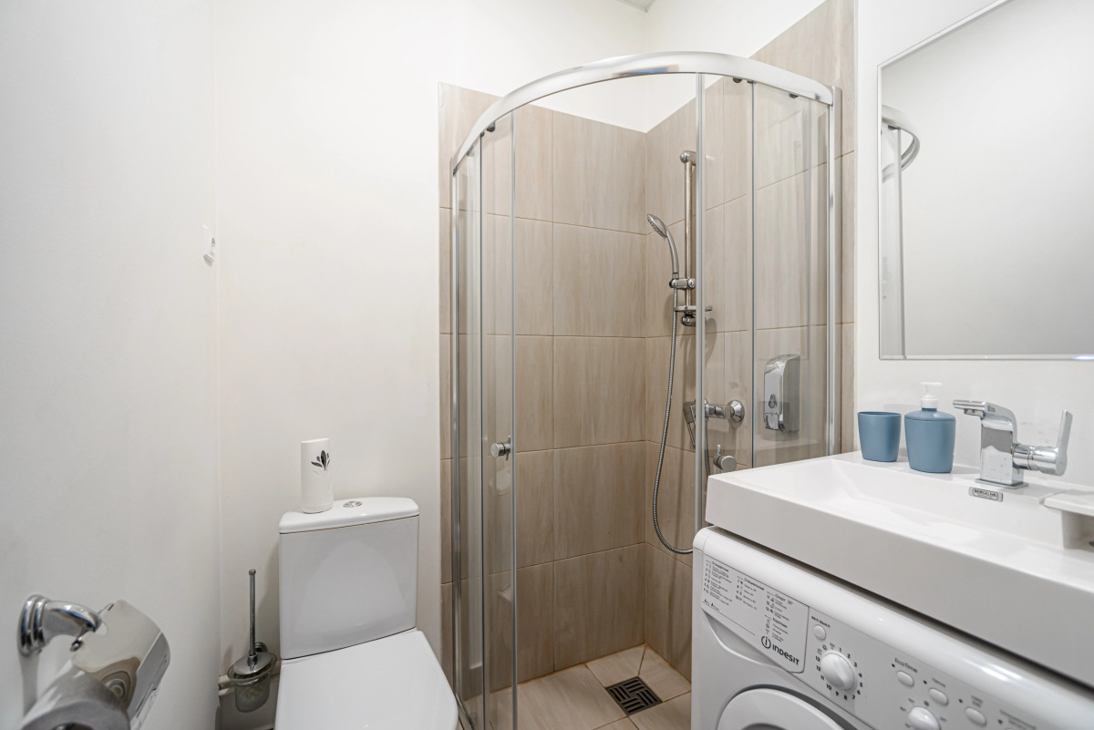 Апарт-отель Нижний Ораниенбаум (102)