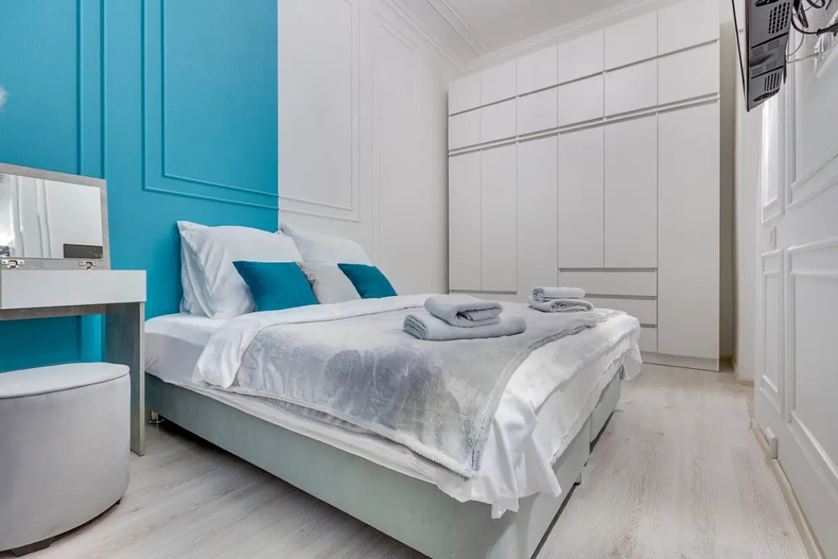 Апартаменты Бирюза и Подсолнух ВПитер на сутки 1