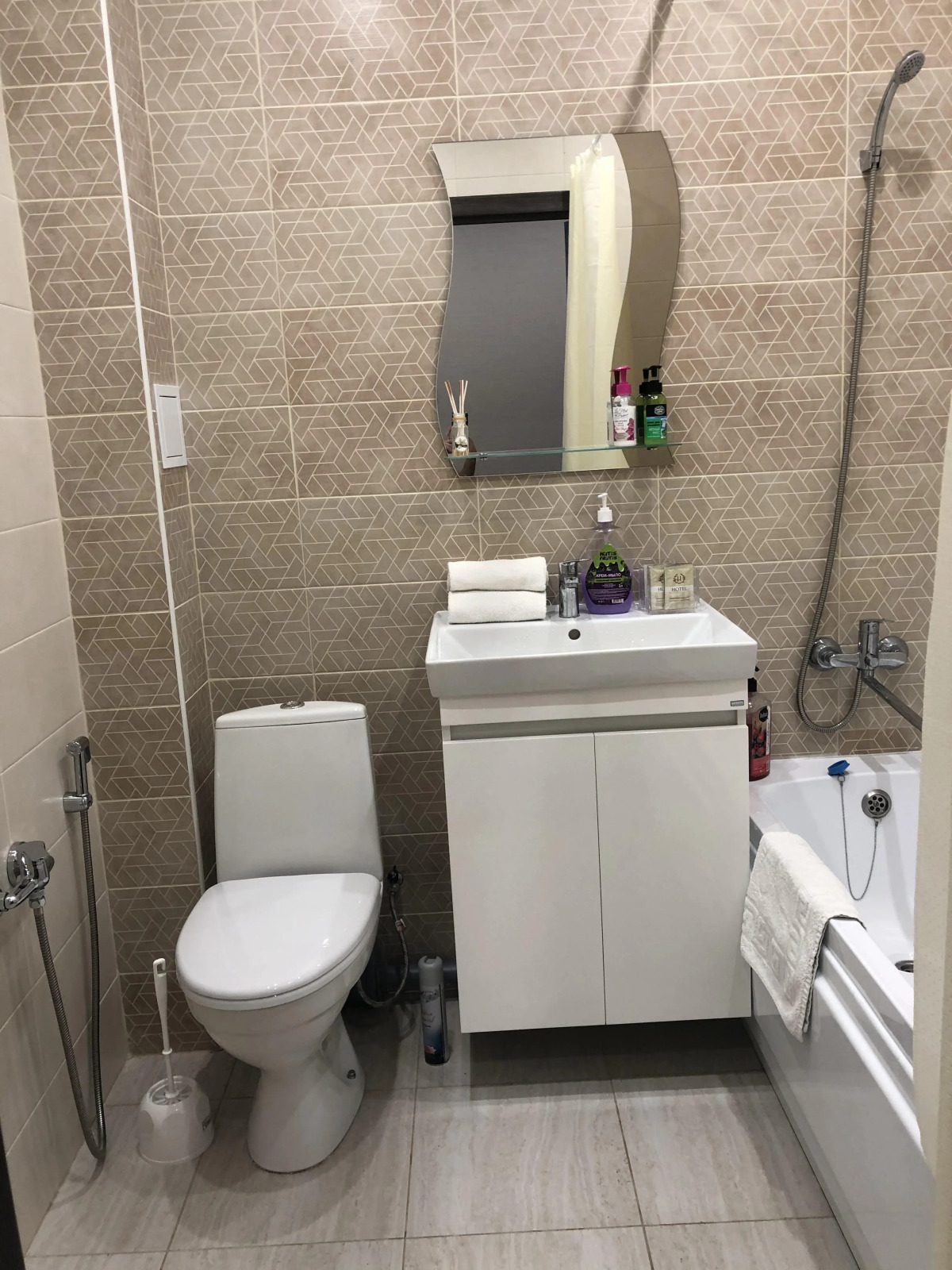 Апартаменты на Антонова Сурская Ривьера