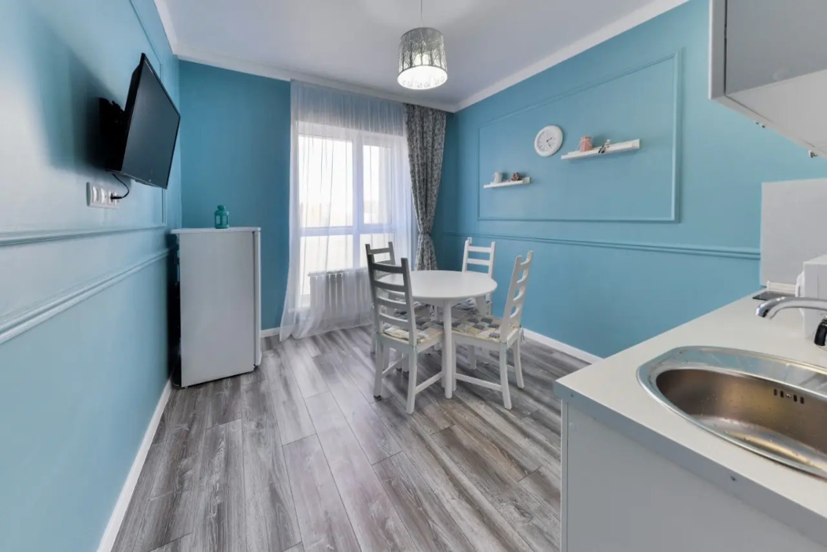 Апартаменты в центре Астаны с видом из окна